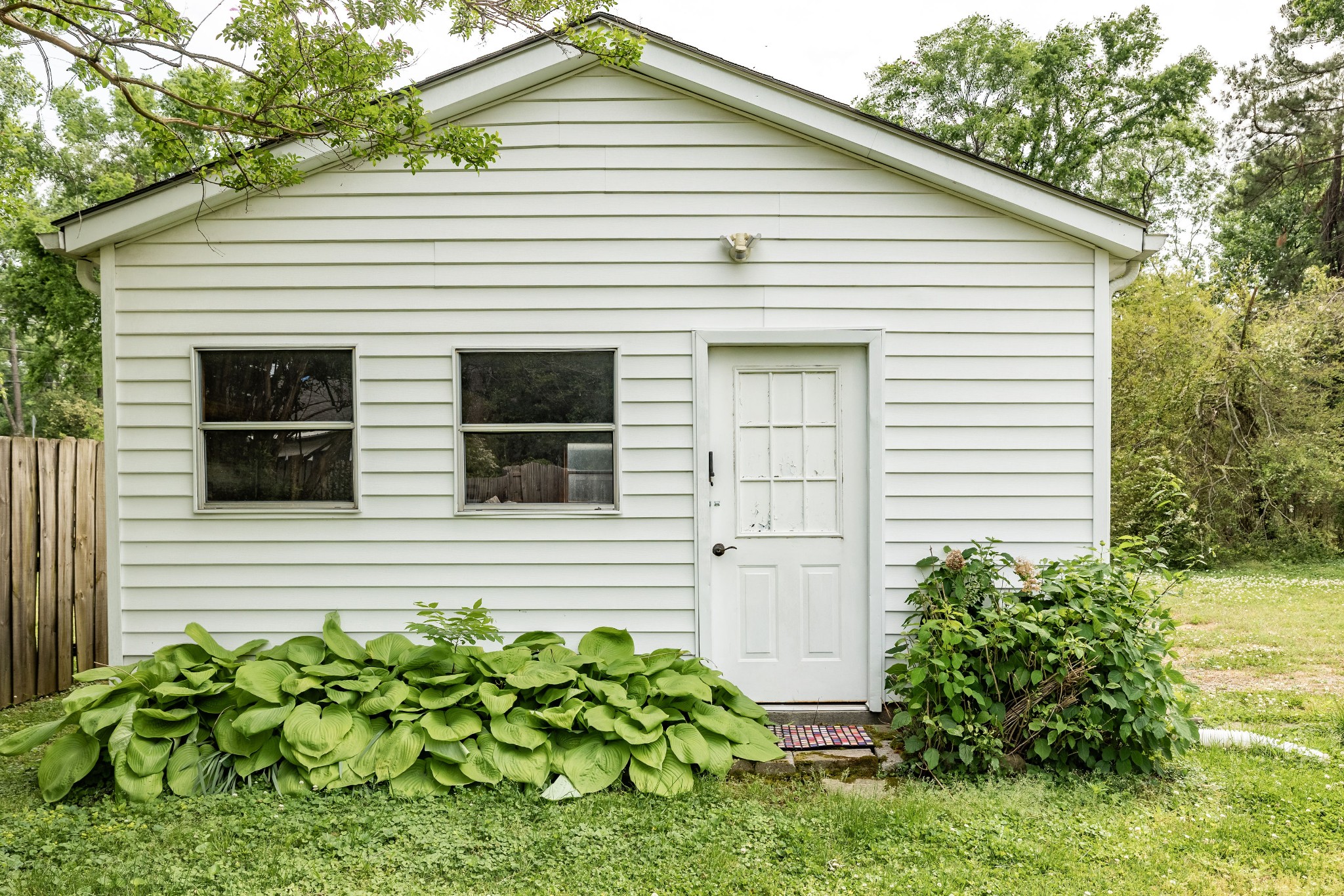 2843 Colonial Circle Nashville TN 37214