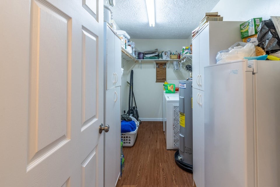 7511 Upper East Valley Road Pikeville TN 37367