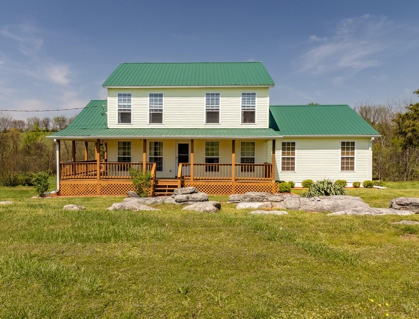 7511 Upper East Valley Road Pikeville TN 37367