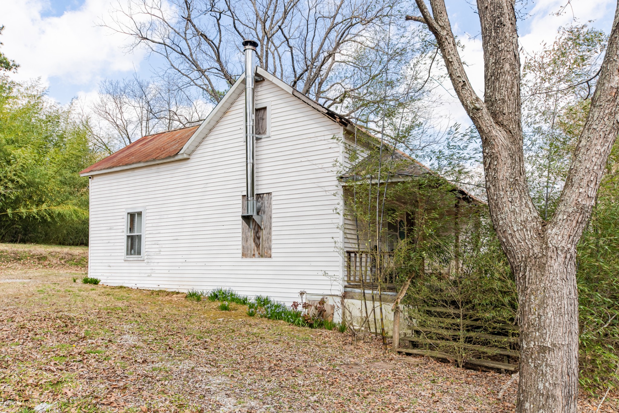 489 Old Jackson Highway Loretto TN 38469