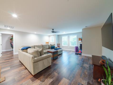 303 N Lake Drive Altamont TN 37301