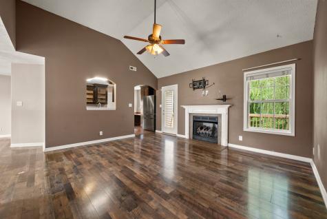 1652 Broad Circle Clarksville TN 37042