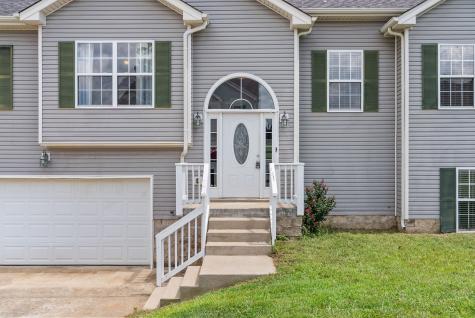 1652 Broad Circle Clarksville TN 37042