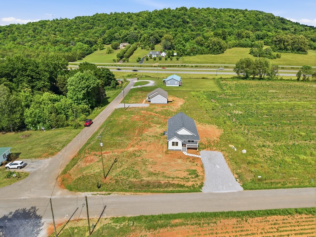892 Old Cookeville Road Sparta TN 38583