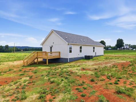 892 Old Cookeville Road Sparta TN 38583