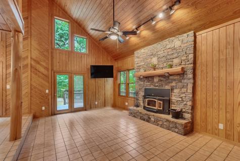 4074 Cantebury Drive Culleoka TN 38451