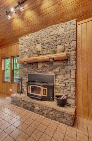 4074 Cantebury Drive Culleoka TN 38451