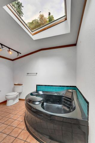 4074 Cantebury Drive Culleoka TN 38451