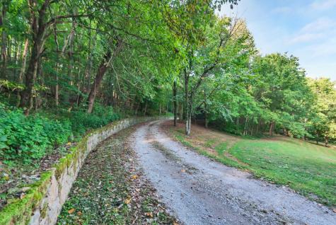 4074 Cantebury Drive Culleoka TN 38451