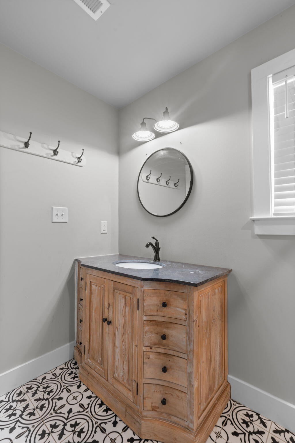 265 Stonebridge Lane, NE Cleveland TN 37323