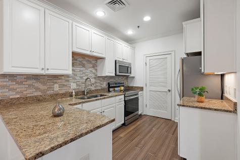 1010 16th Ave, S Nashville TN 37212