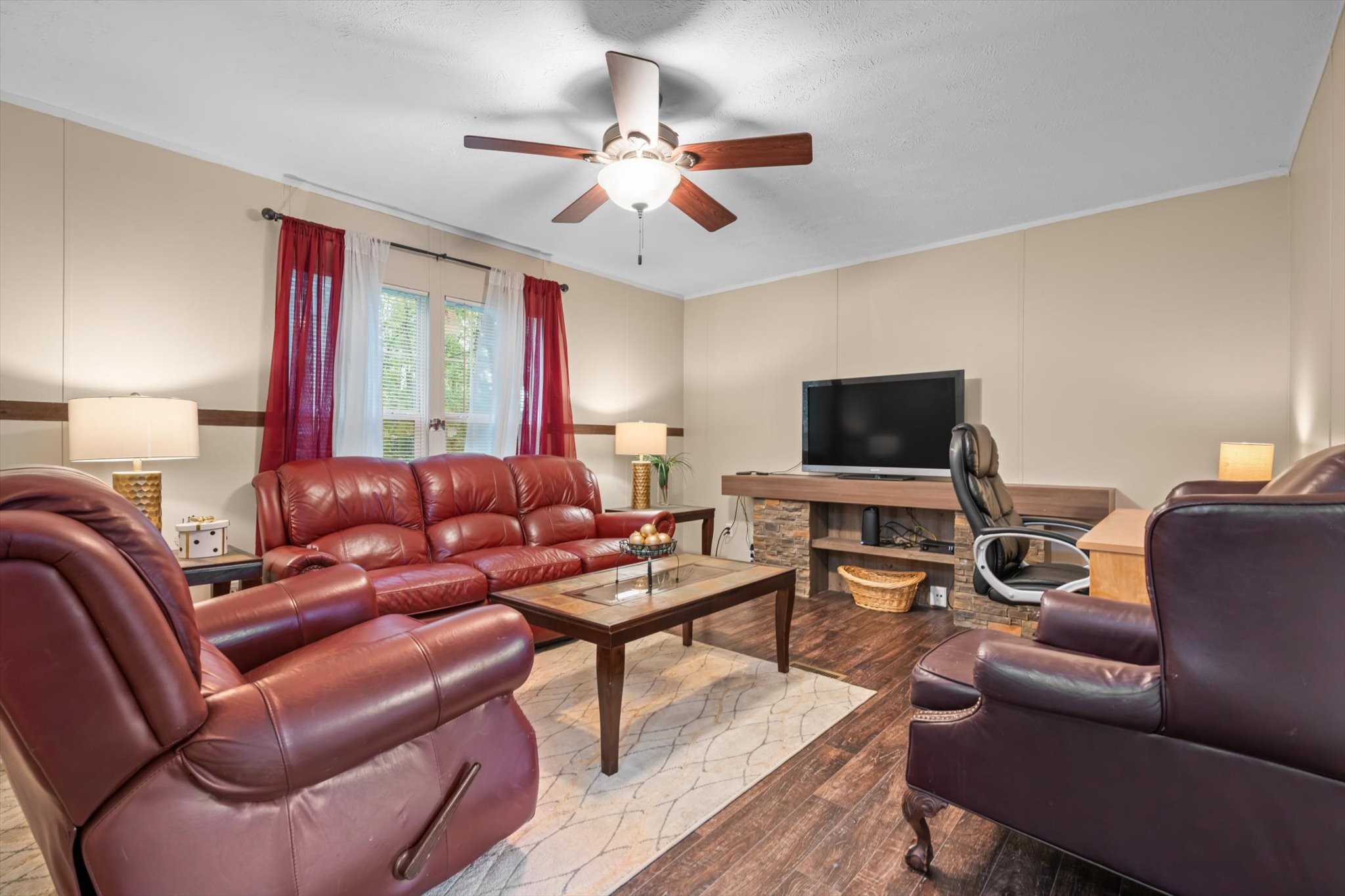 5562 Highway 230 Lyles TN 37098