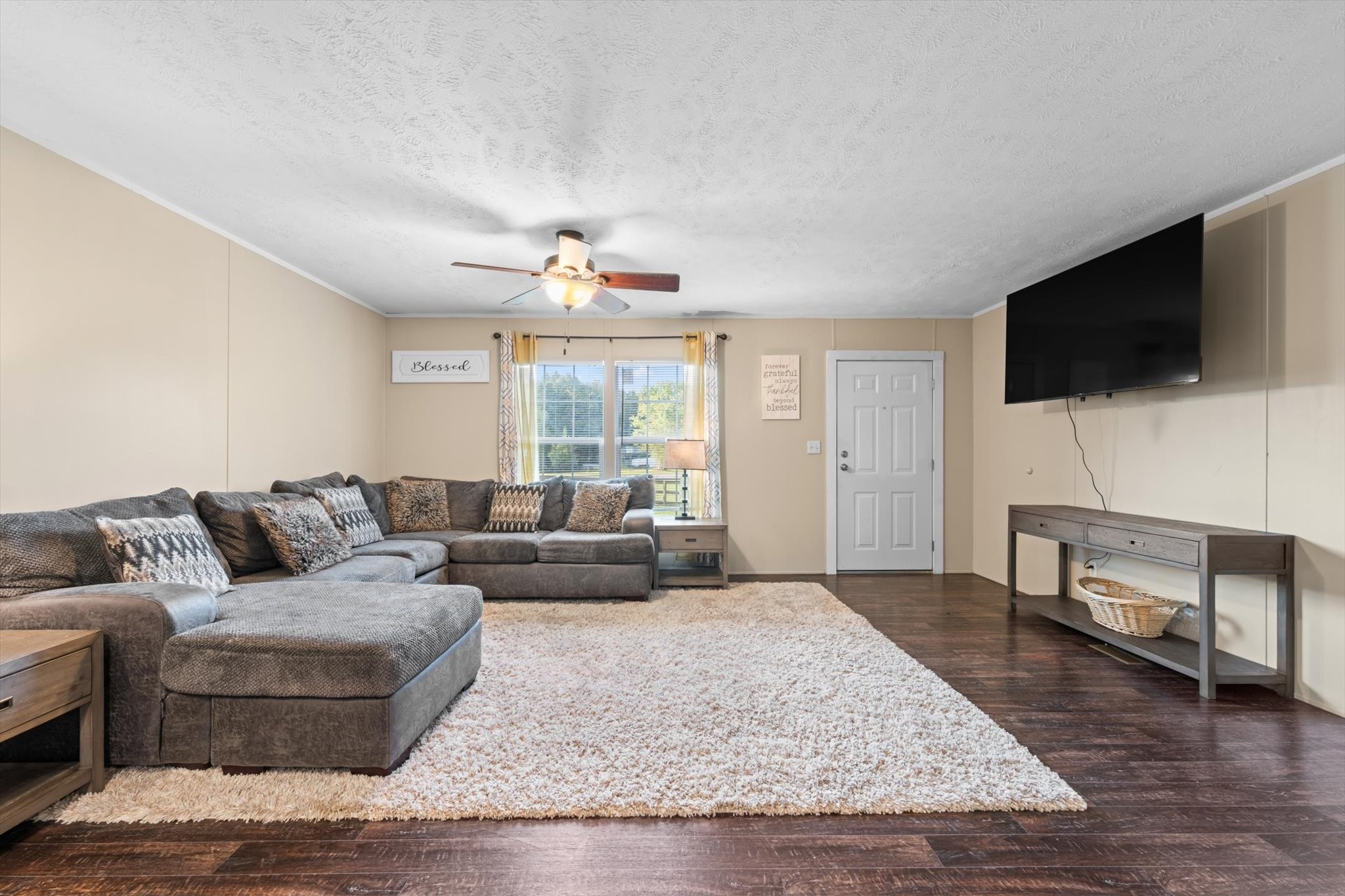 5562 Highway 230 Lyles TN 37098