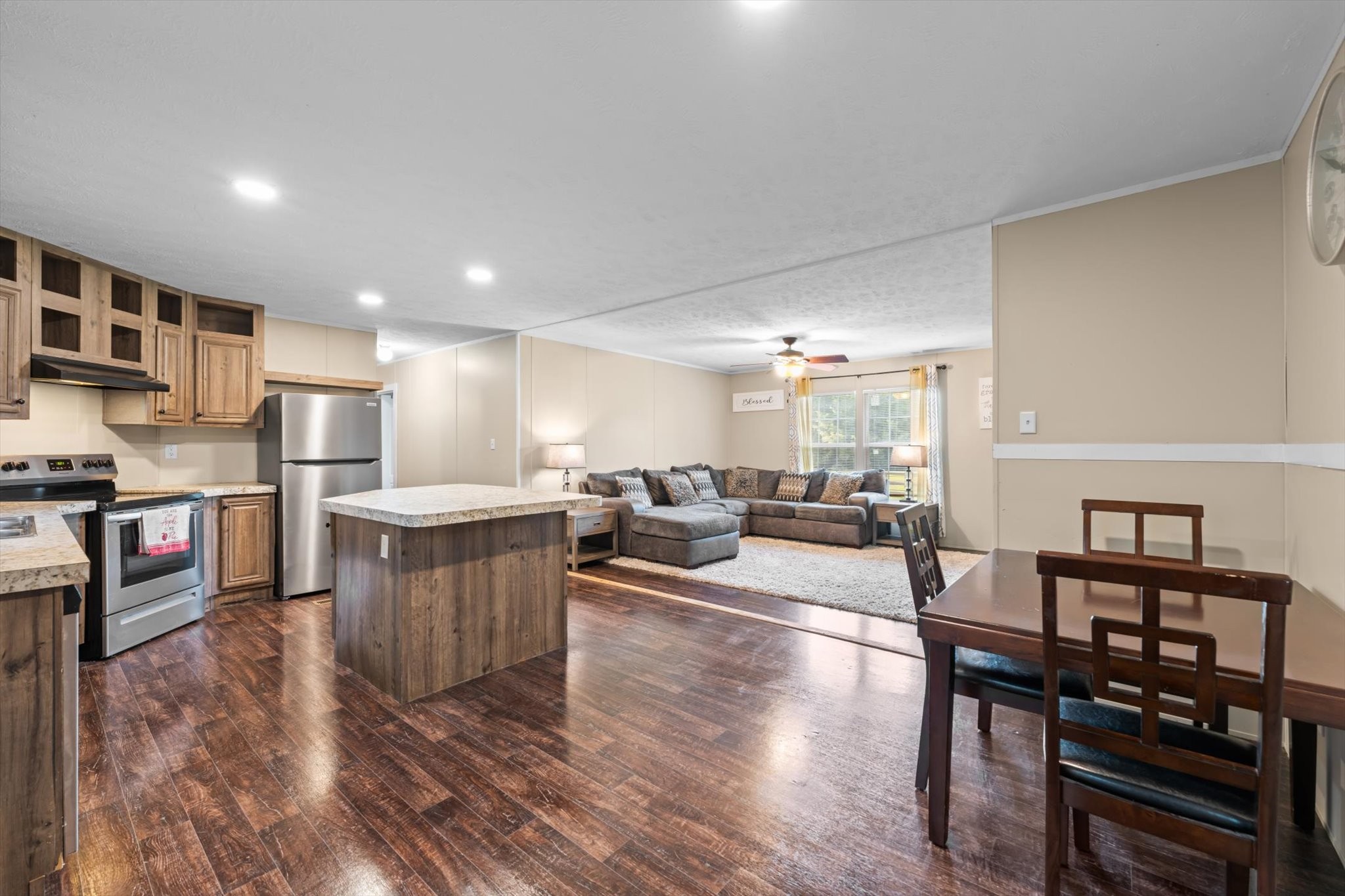 5562 Highway 230 Lyles TN 37098