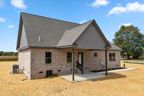 26 New Horizon Circle Ethridge TN 38456