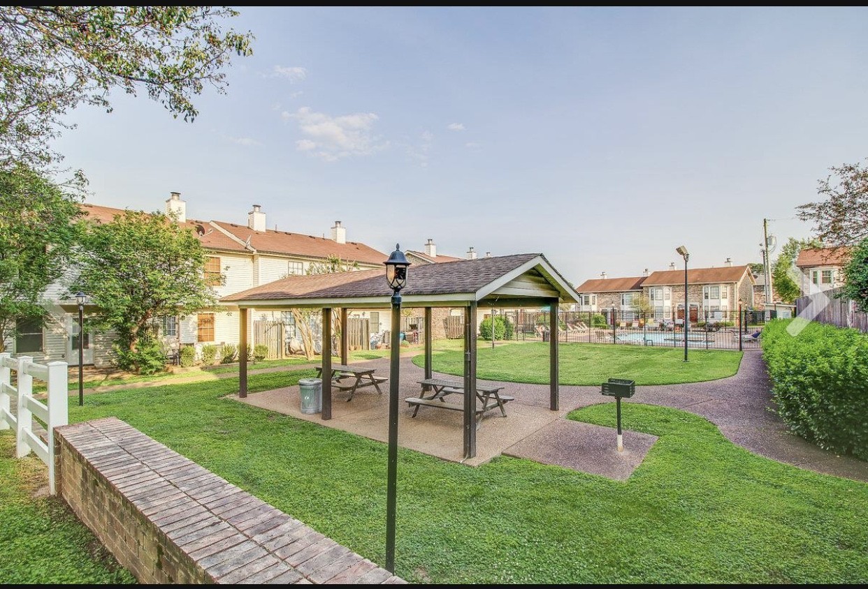 250 Sanders Ferry Road Hendersonville TN 37075