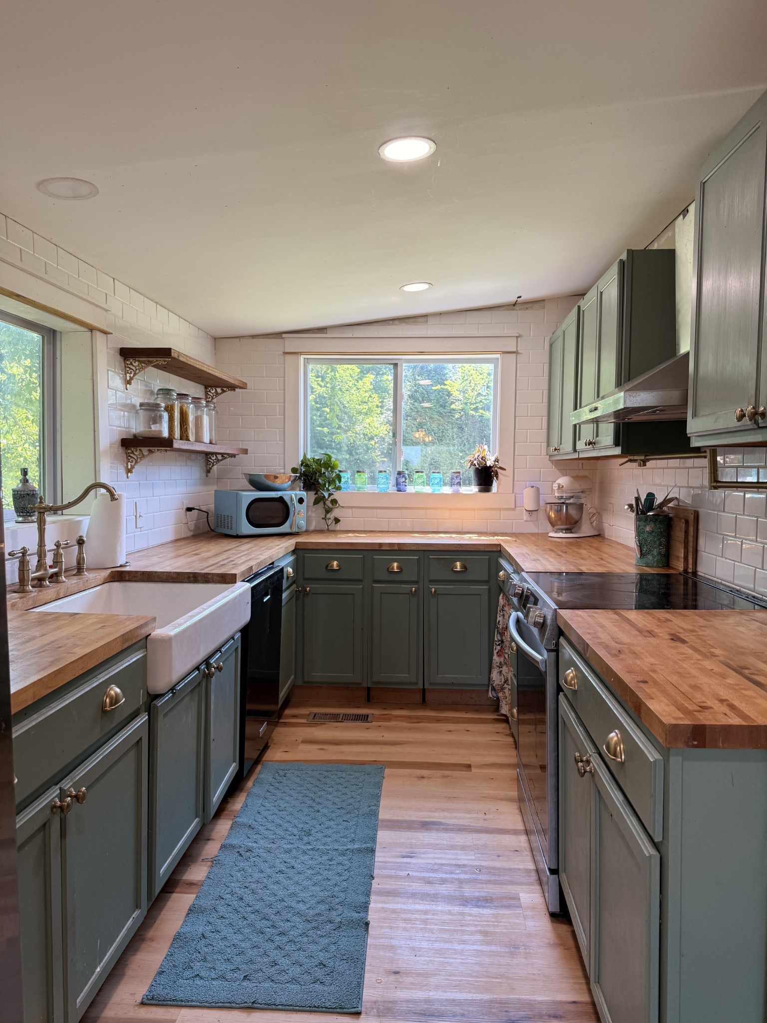 374 State Line Road Loretto TN 38469