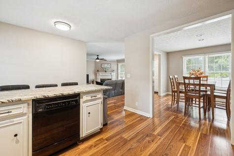 1008 Ash Circle La Vergne TN 37086