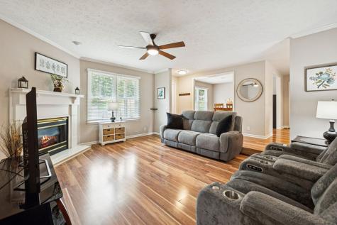 1008 Ash Circle La Vergne TN 37086