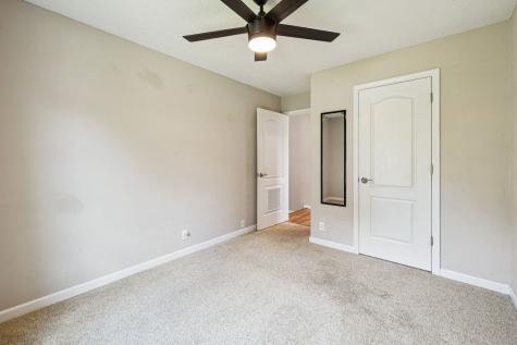 1008 Ash Circle La Vergne TN 37086