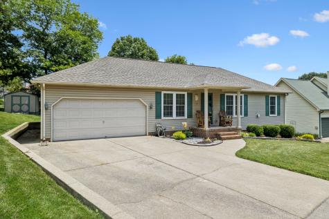 1008 Ash Circle La Vergne TN 37086