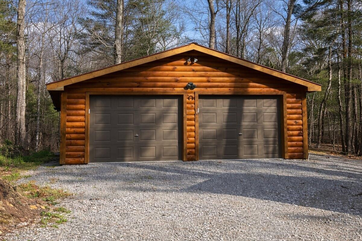 205 Holder Cemetery Road Tellico Plains TN 37385