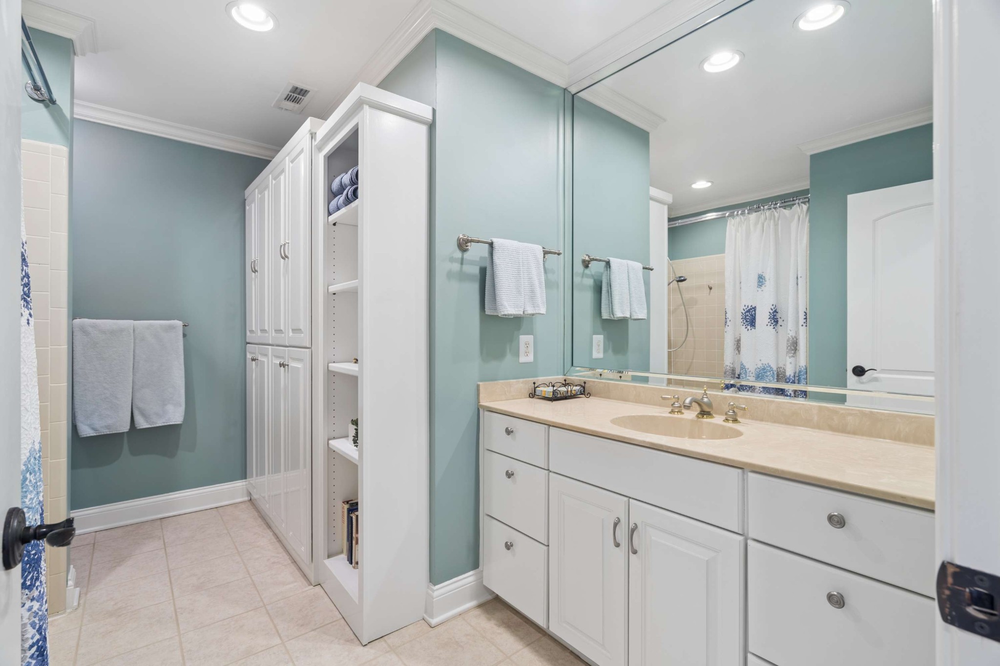 2600 Tyne Boulevard Nashville TN 37215