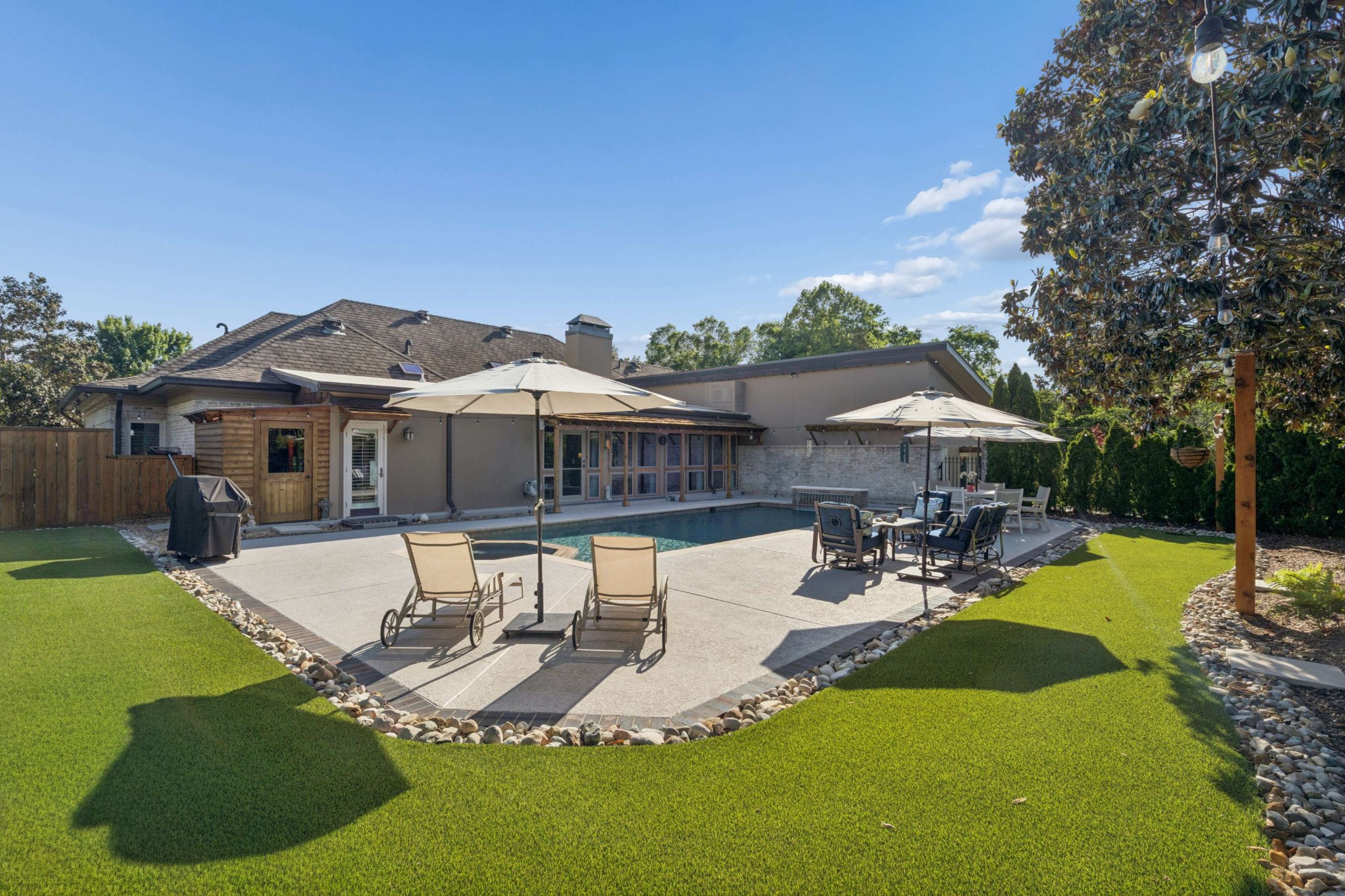 2600 Tyne Boulevard Nashville TN 37215