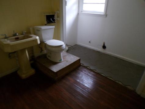1380 Melrose Cove Memphis TN 38106