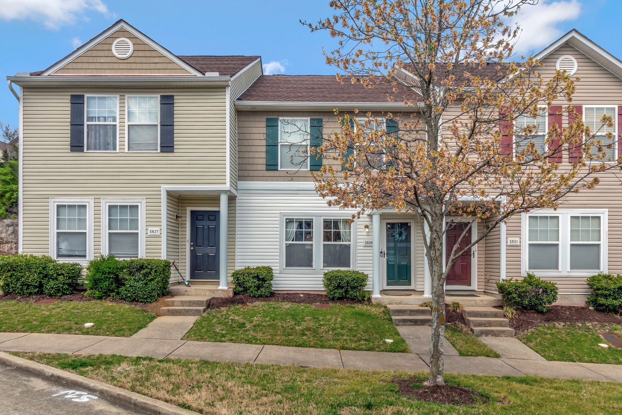 5829 Monroe Crossing Antioch TN 37013