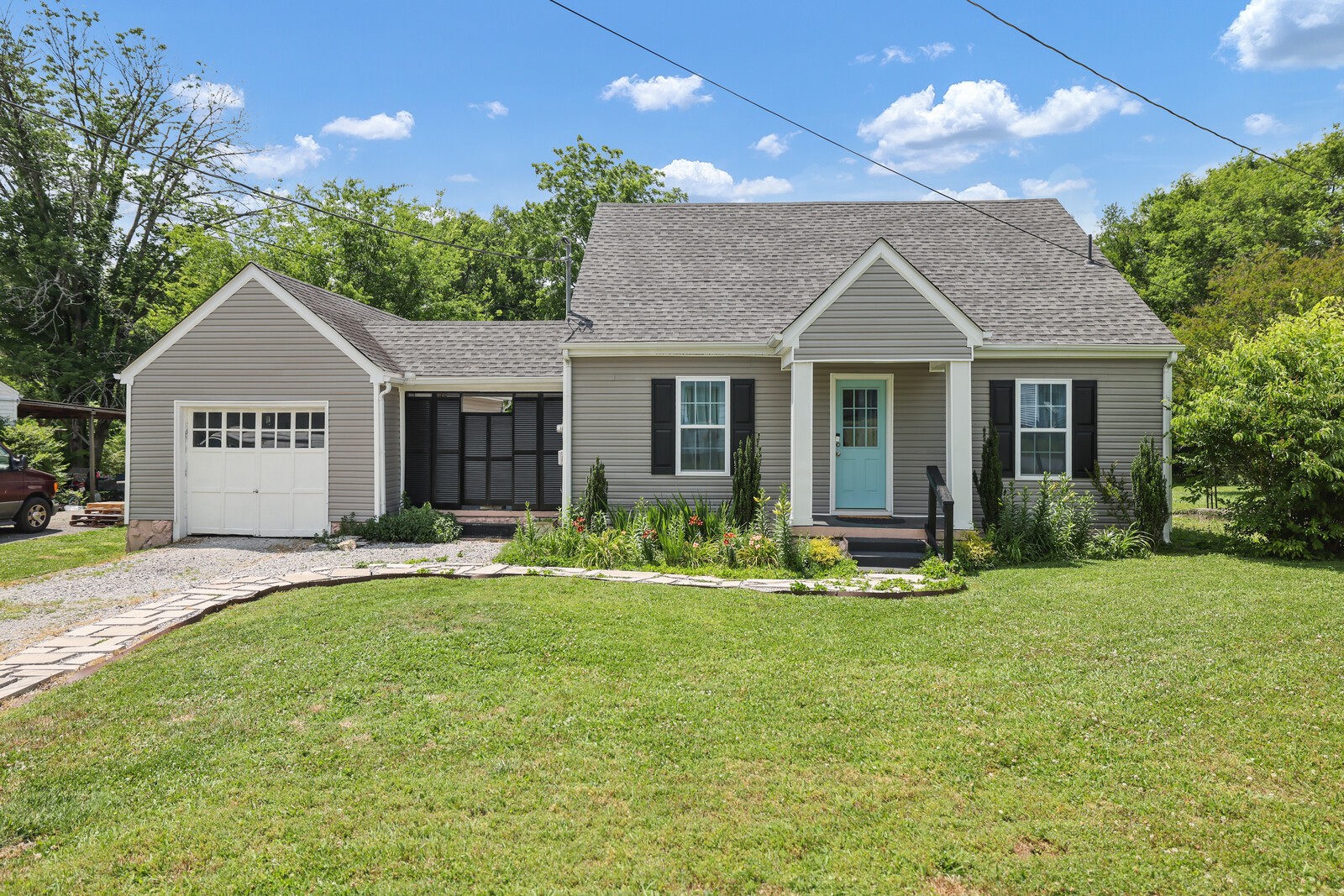336 W End Ave, N Lewisburg TN 37091