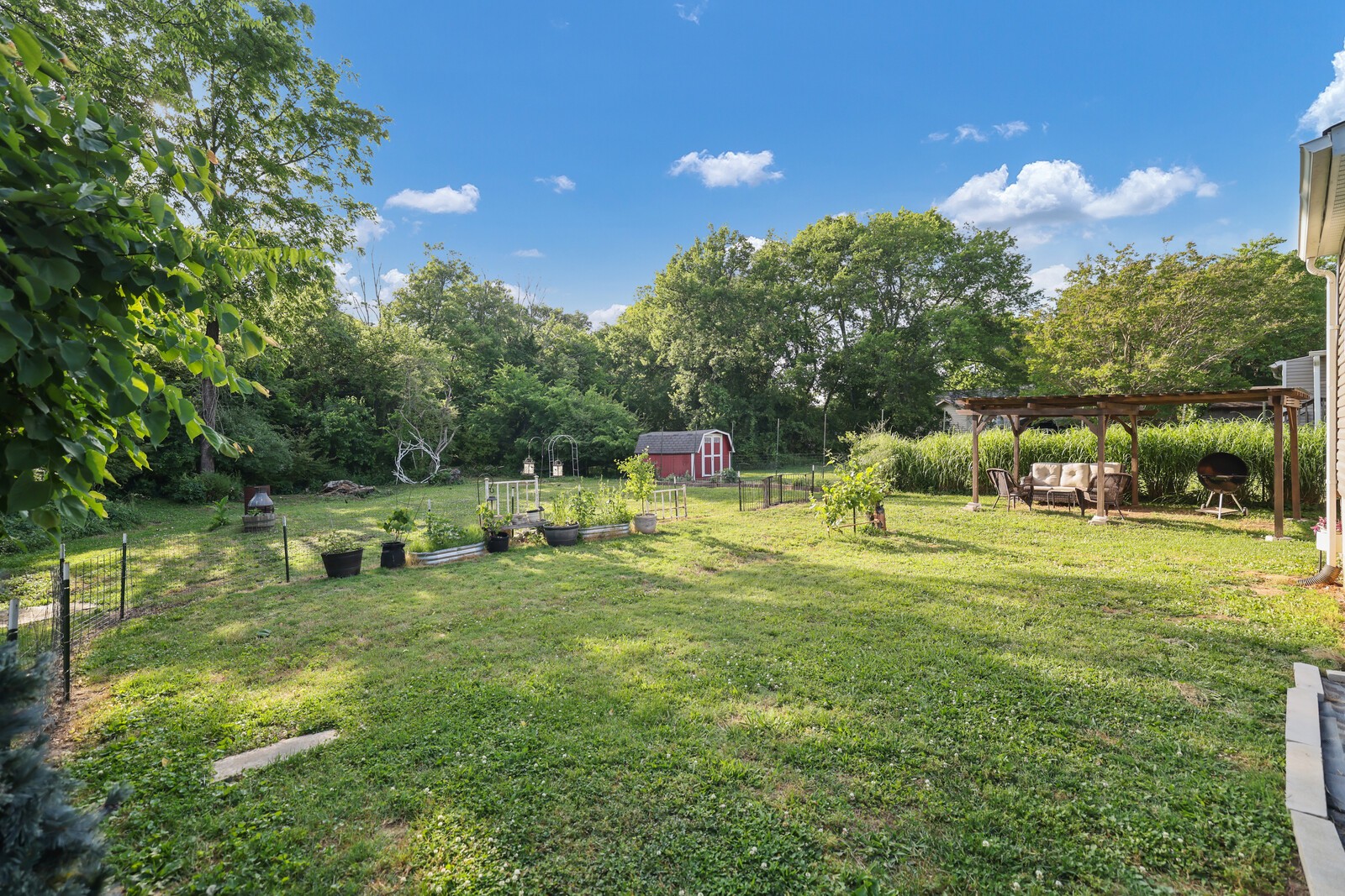 336 W End Ave, N Lewisburg TN 37091