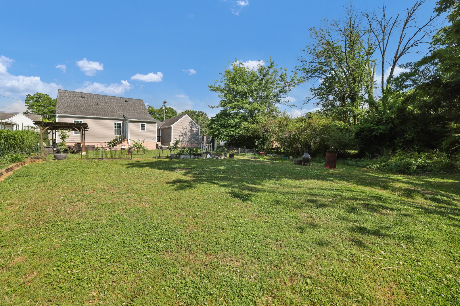 336 W End Ave, N Lewisburg TN 37091