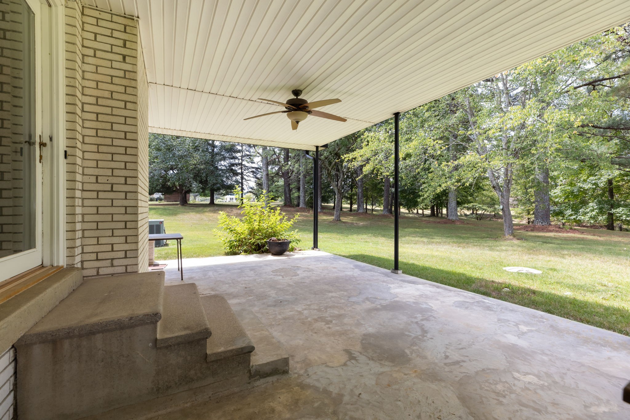 2809 Country Club Drive Centerville TN 37033