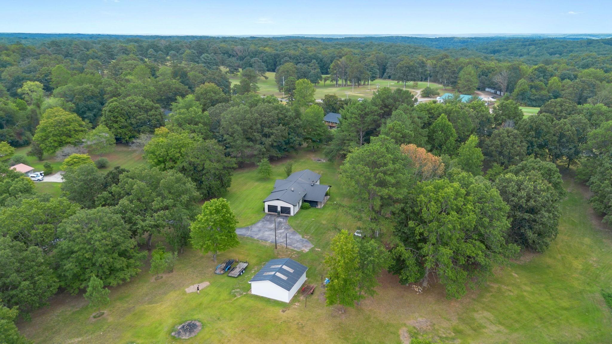 2809 Country Club Drive Centerville TN 37033