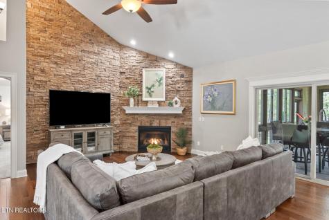 125 Minetta Drive Crossville TN 38558