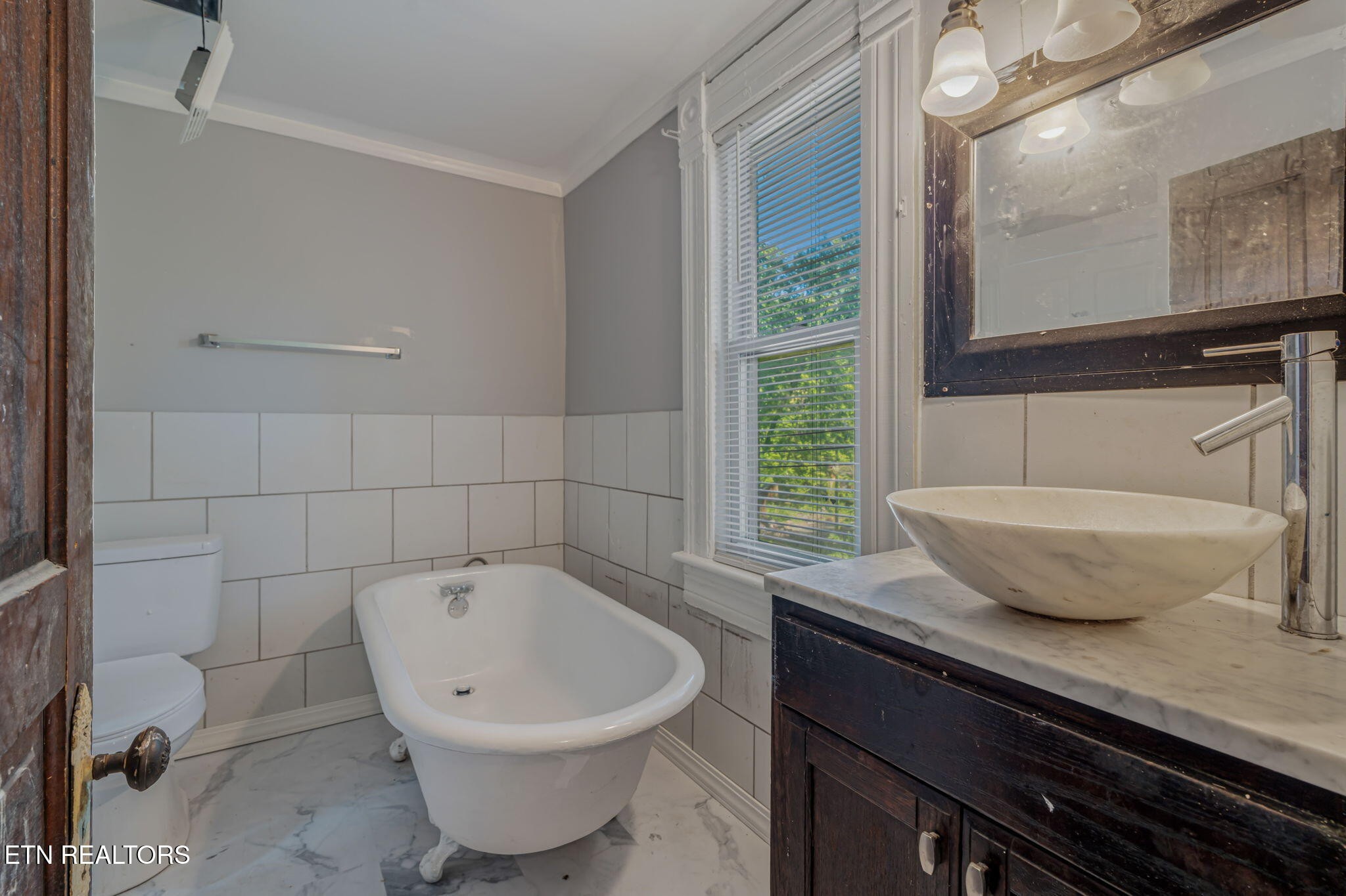 419 W Rockwood Street Rockwood TN 37854