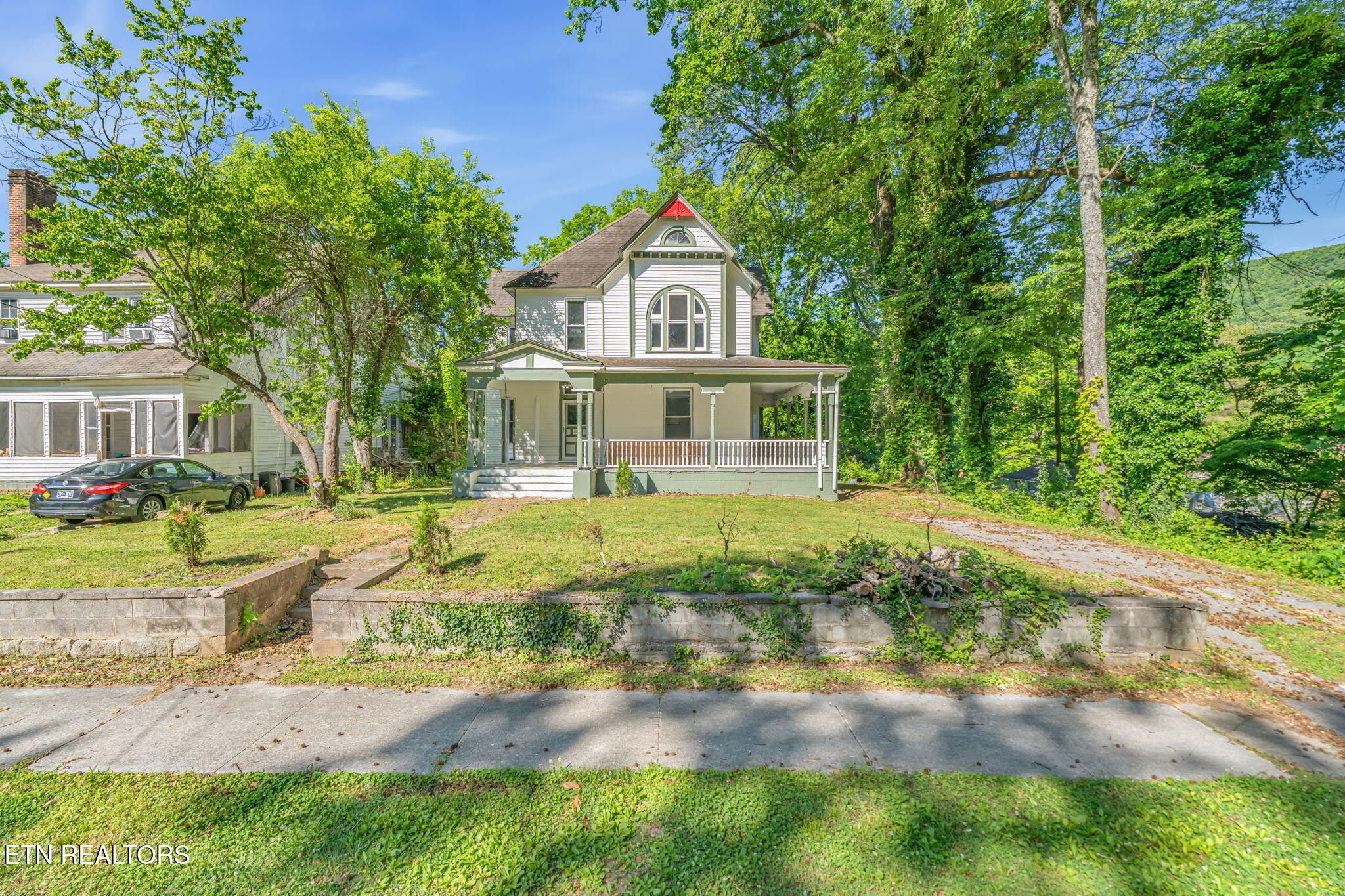 419 W Rockwood Street Rockwood TN 37854