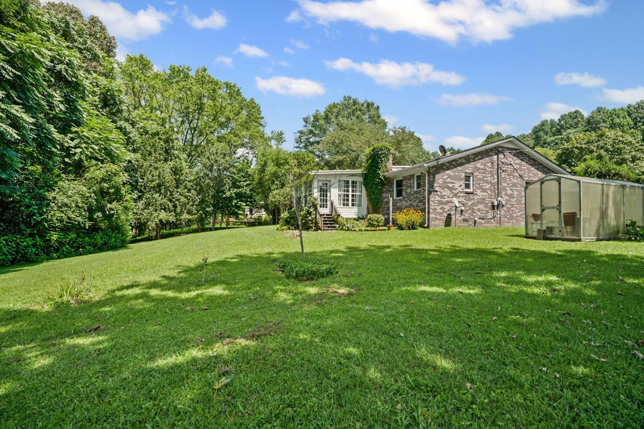 1561 Edgefield Court Cookeville TN 38506