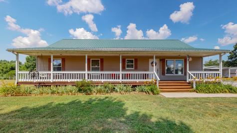 3260 Mobley Ridge Road Duck River TN 38454