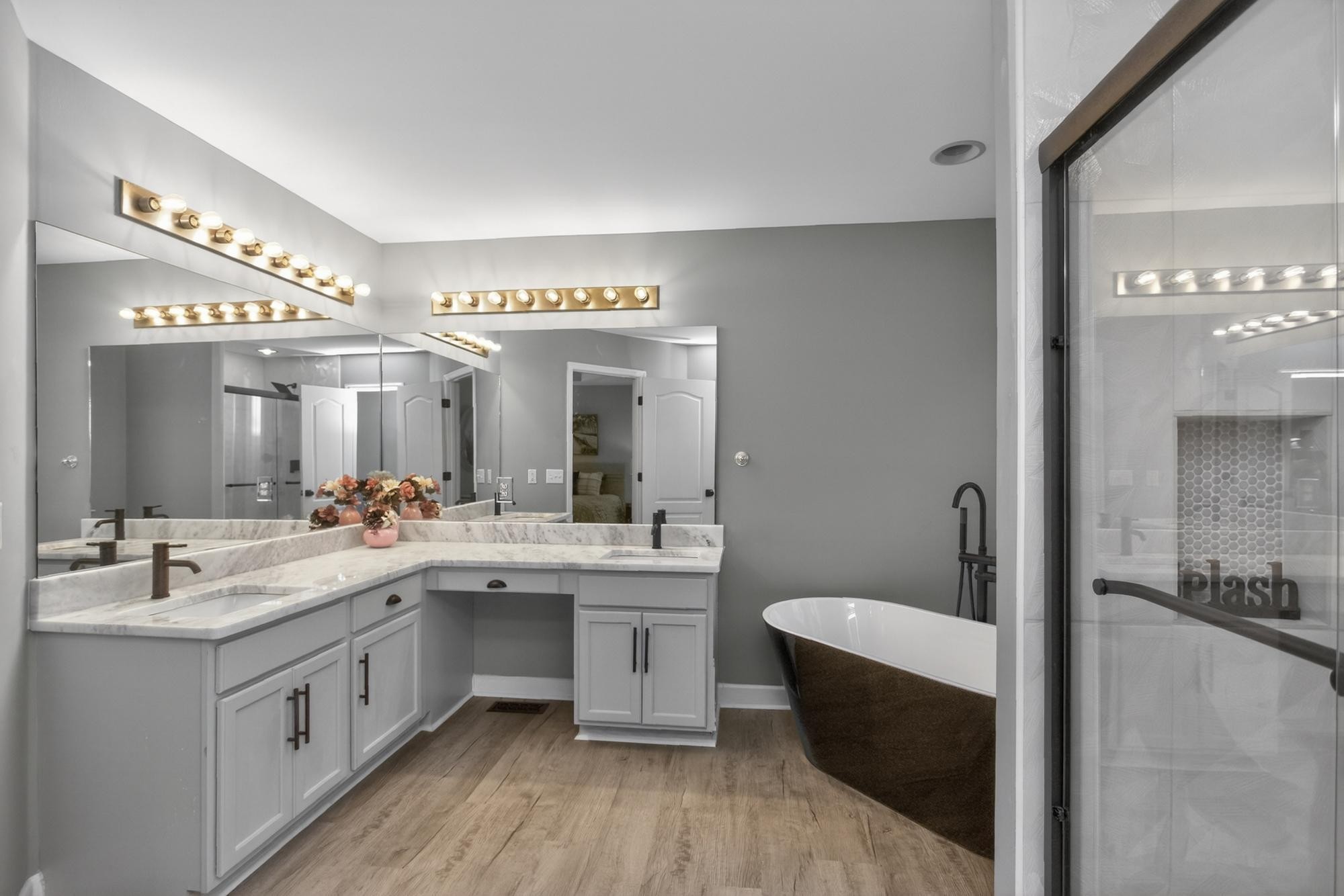 5001 Vineyard Point Hermitage TN 37076