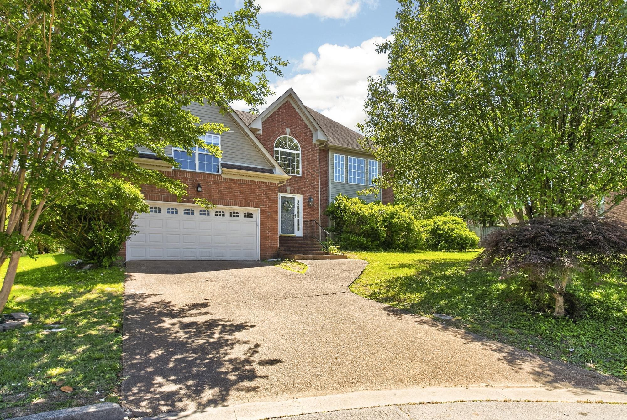 5001 Vineyard Point Hermitage TN 37076