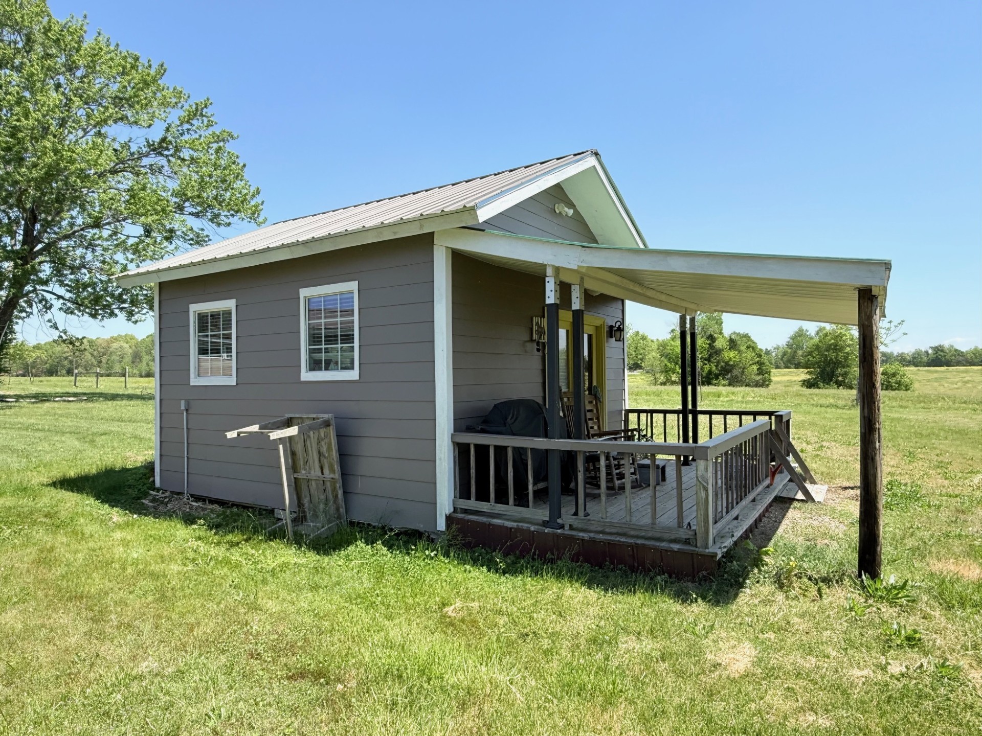 2364 Geedsville Road Bradyville TN 37026