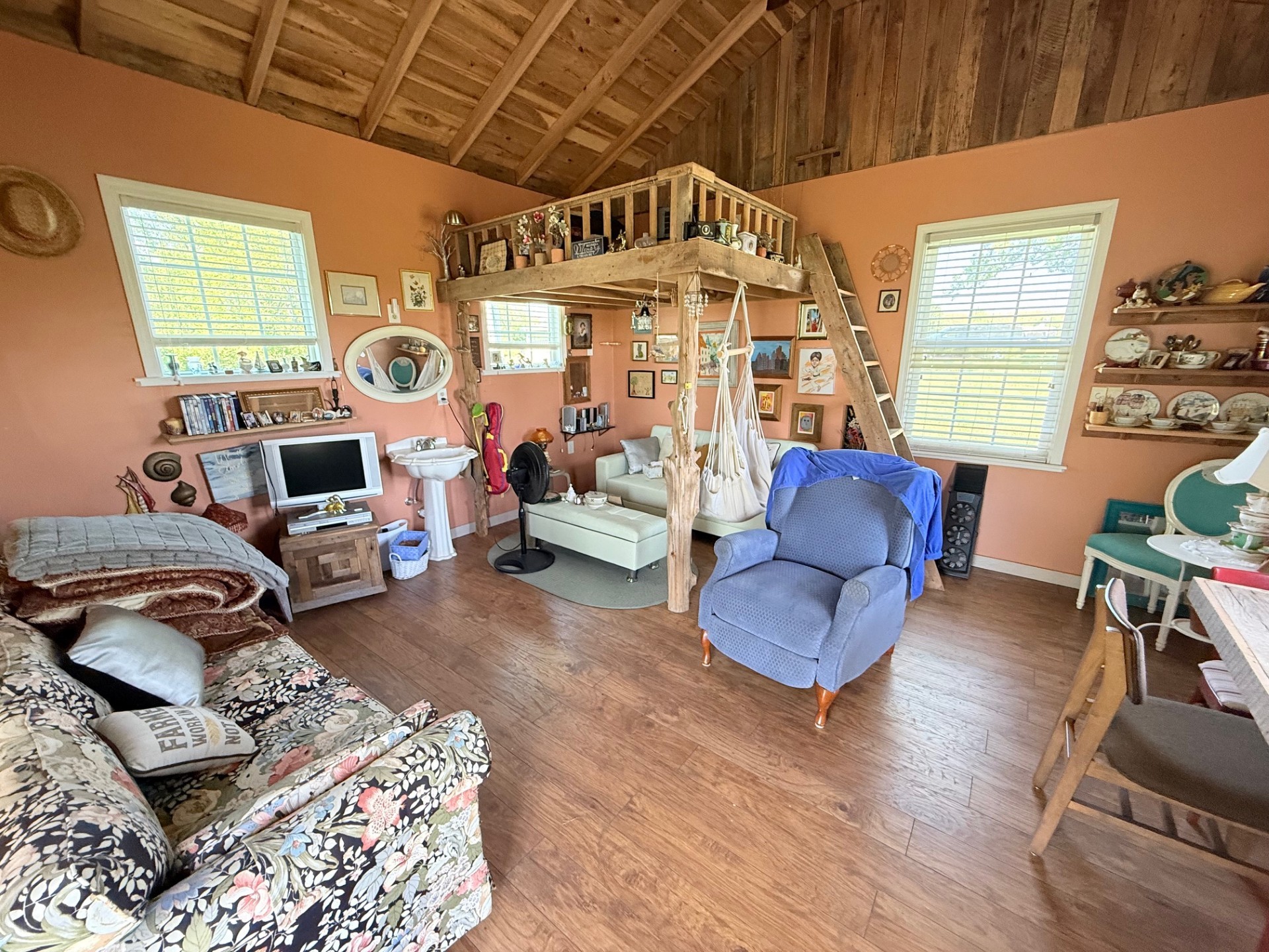 2364 Geedsville Road Bradyville TN 37026