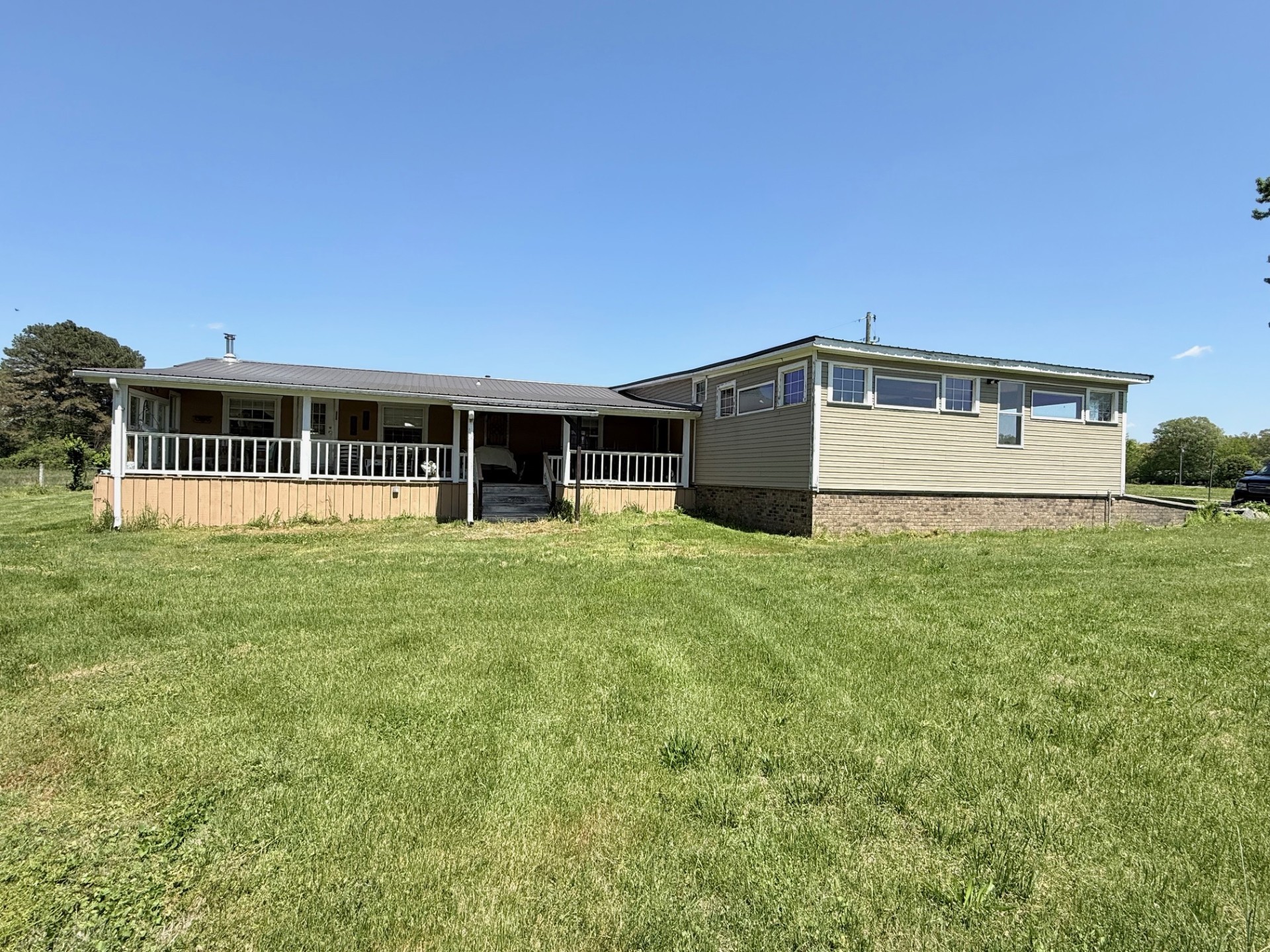 2364 Geedsville Road Bradyville TN 37026