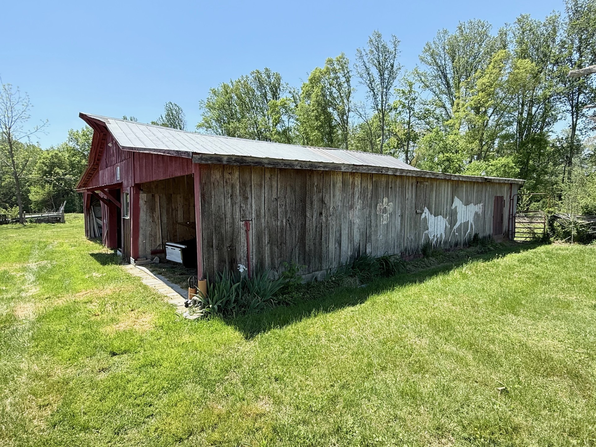 2364 Geedsville Road Bradyville TN 37026
