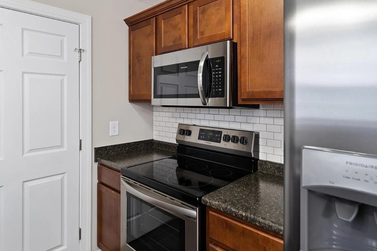 3136 Brook Hill Drive Clarksville TN 37042