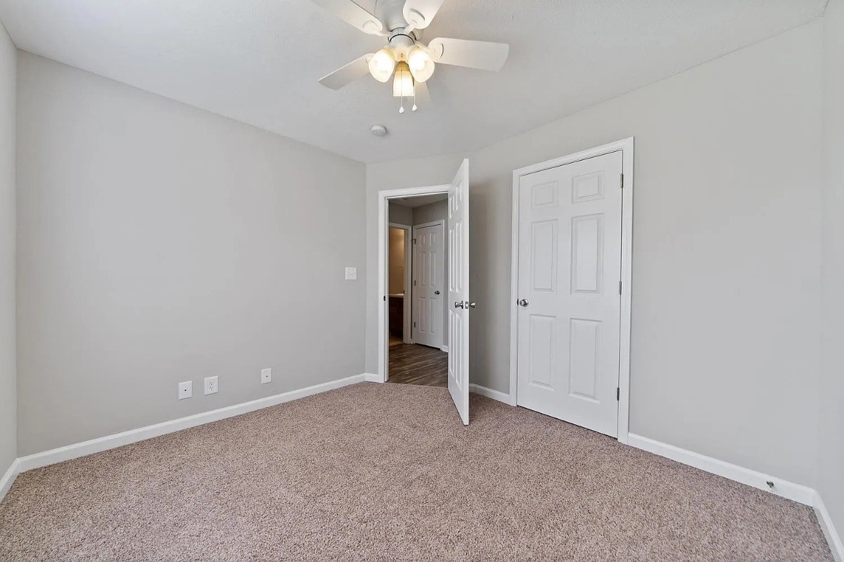 3136 Brook Hill Drive Clarksville TN 37042