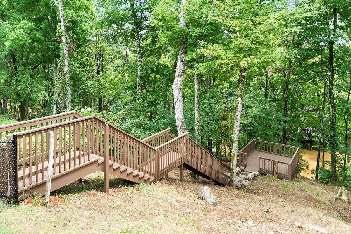 3136 Brook Hill Drive Clarksville TN 37042