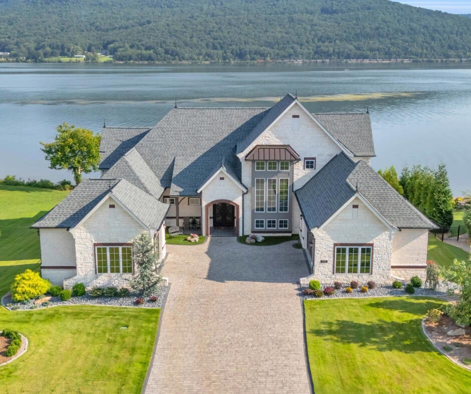 290 Edgewater Way Jasper TN 37347